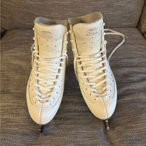 Edea Ice Fly Figure Skates+ JW Coronation Ace + New Insoles